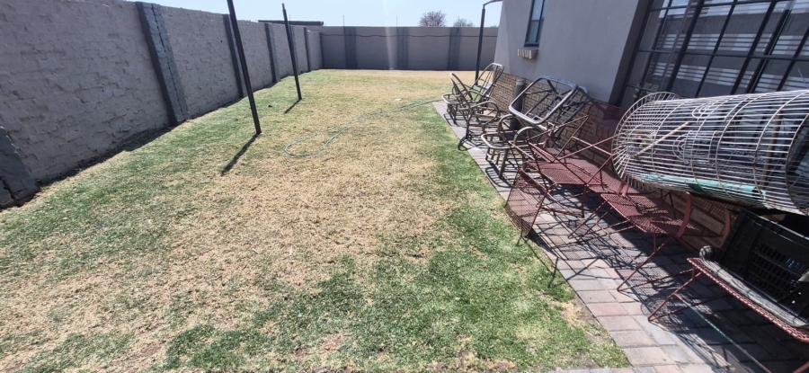 3 Bedroom Property for Sale in Hexrivier Lifestyle Estate North West